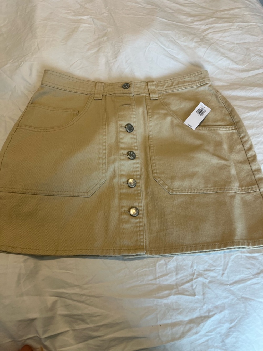 NWT Old Navy Button-Front Tan Utility Mini Skirt